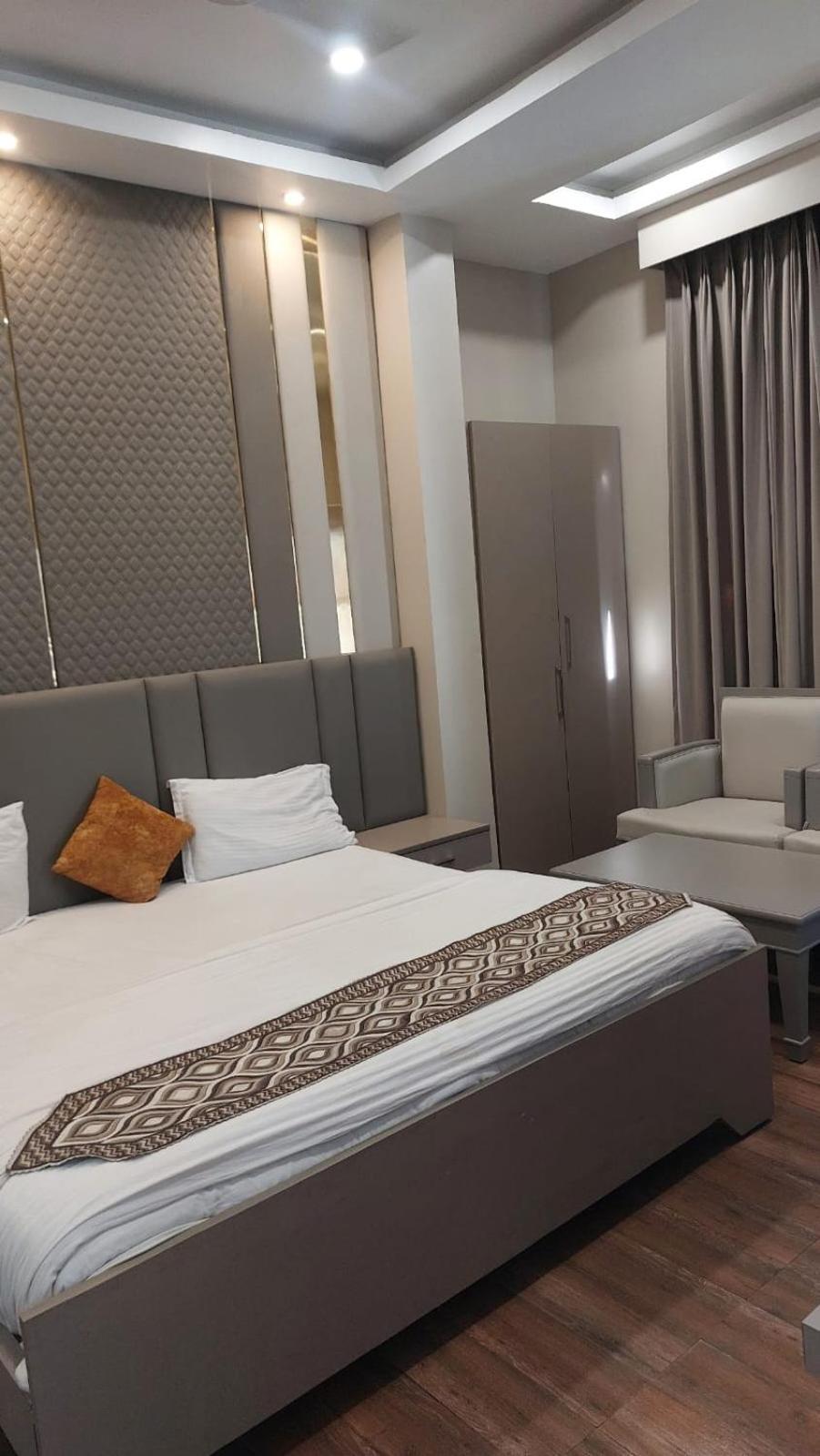 Hotel Rajshree Tanakpur Dış mekan fotoğraf