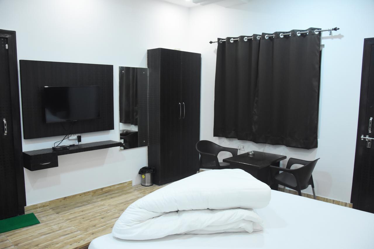 Hotel Rajshree Tanakpur Dış mekan fotoğraf